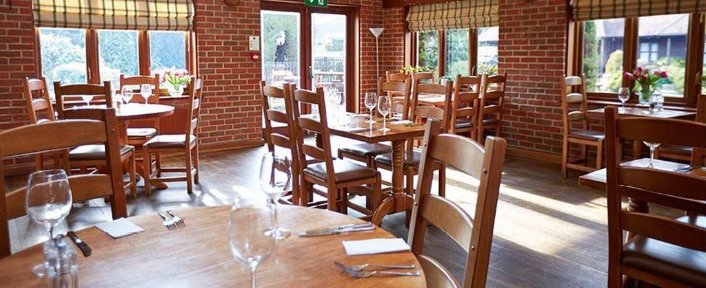 White Hart By Chef & Brewer Collection Hotell Chalfont St Giles Restaurant bilde